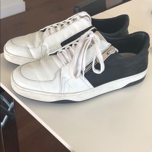 Gucci shoes for men